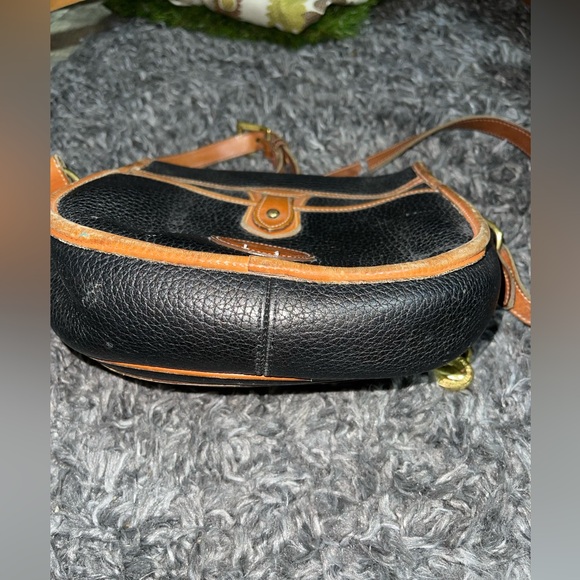 80s Black Vintage Dooney & Bourke Toggle Leather Purse - Picture 4 of 9